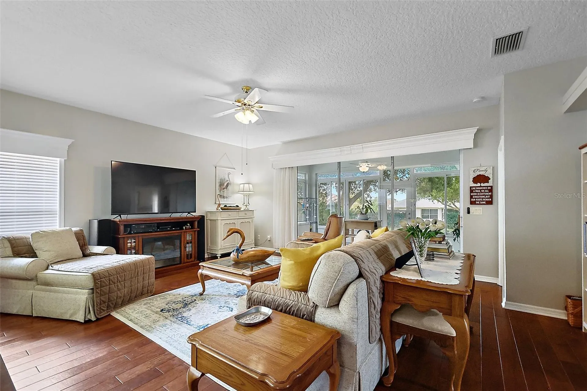 3584 Tropical Seas Loop Tavares FL 32778