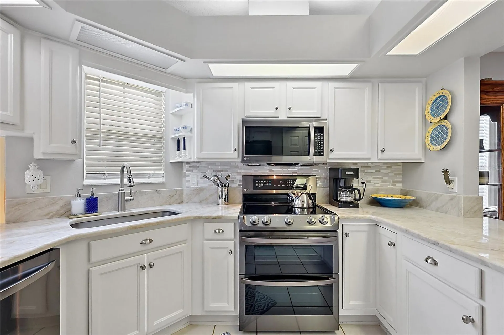 3584 Tropical Seas Loop Tavares FL 32778