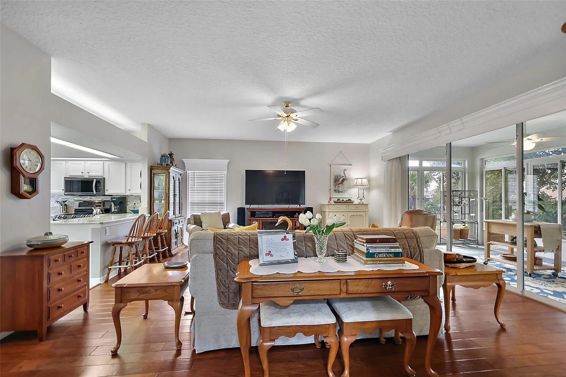 3584 Tropical Seas Loop Tavares FL 32778