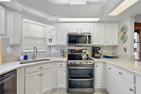 3584 Tropical Seas Loop Tavares FL 32778