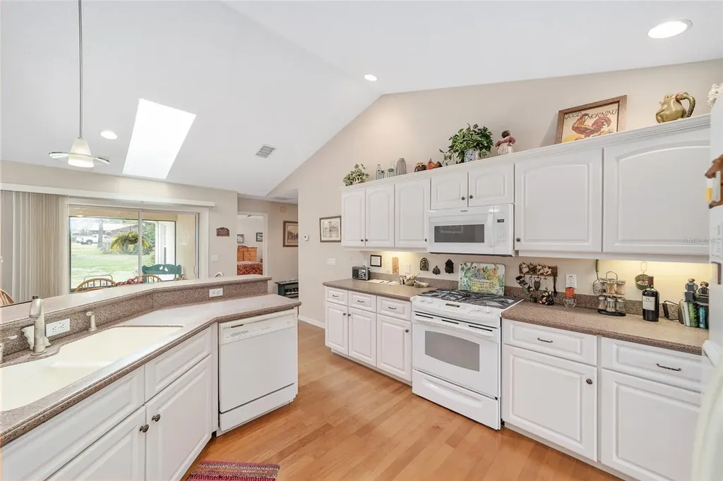 2320 SE 33rd Place Ocala FL 34471