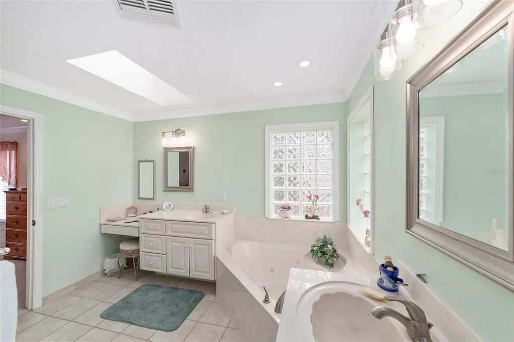 2320 SE 33rd Place Ocala FL 34471