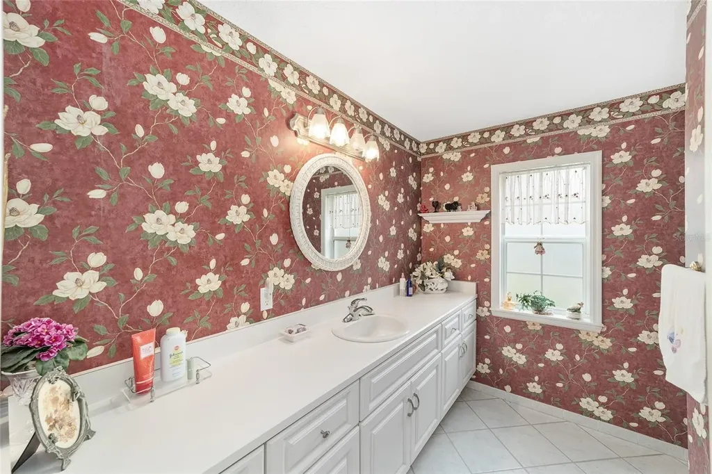 2320 SE 33rd Place Ocala FL 34471
