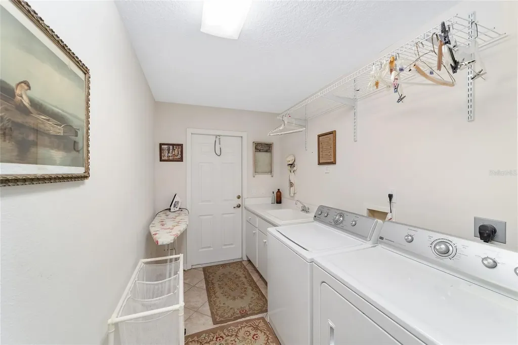 2320 SE 33rd Place Ocala FL 34471