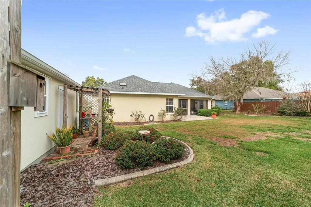 2320 SE 33rd Place Ocala FL 34471
