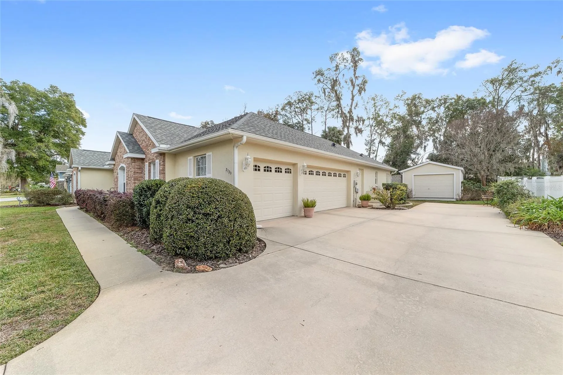 2320 SE 33rd Place Ocala FL 34471
