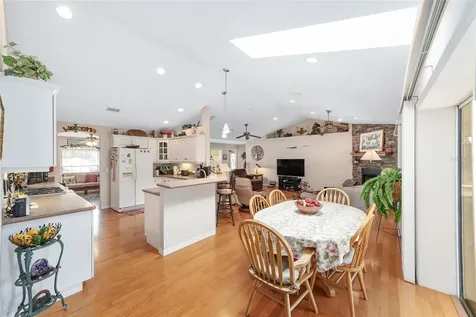 2320 SE 33rd Place Ocala FL 34471