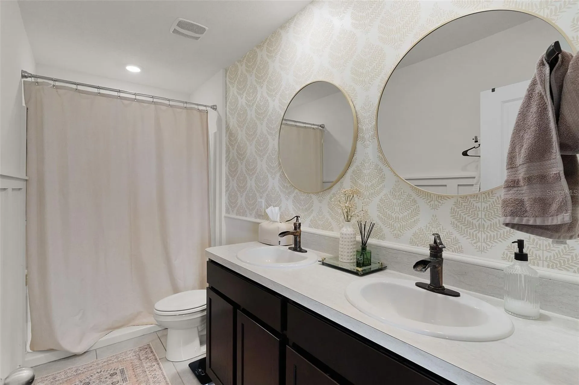 5349 Pinecone Court Wildwood FL 34785
