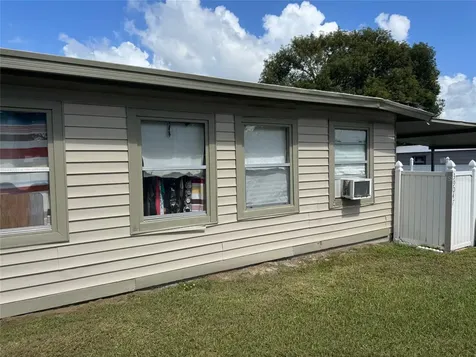 39047 Heath Drive Zephyrhills FL 33542