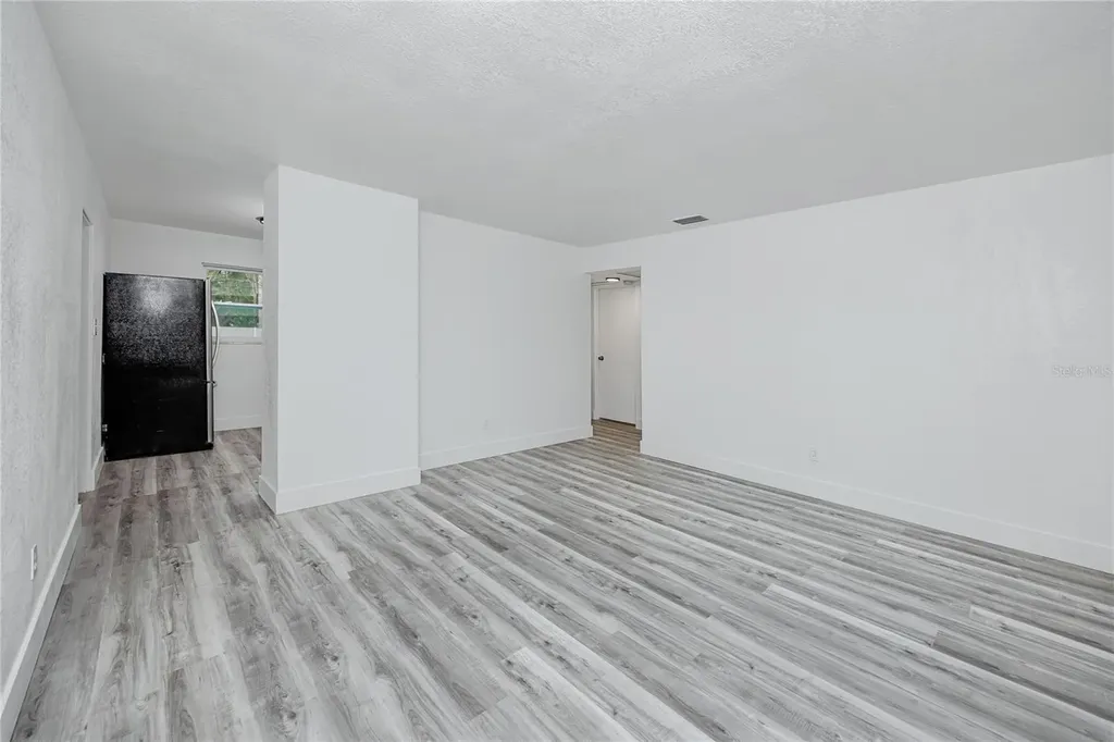 418 39th Avenue N St Petersburg FL 33703