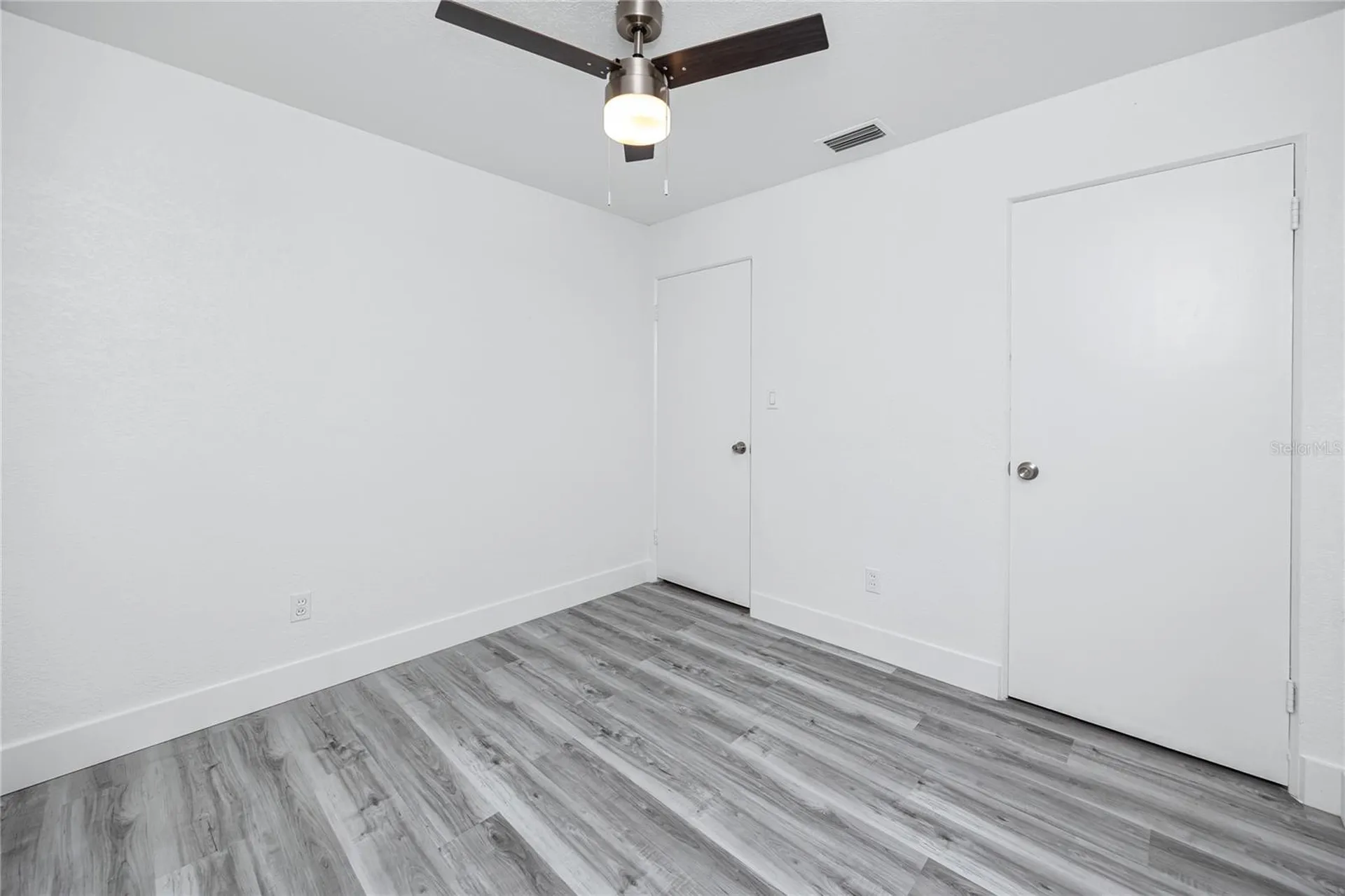 418 39th Avenue N St Petersburg FL 33703