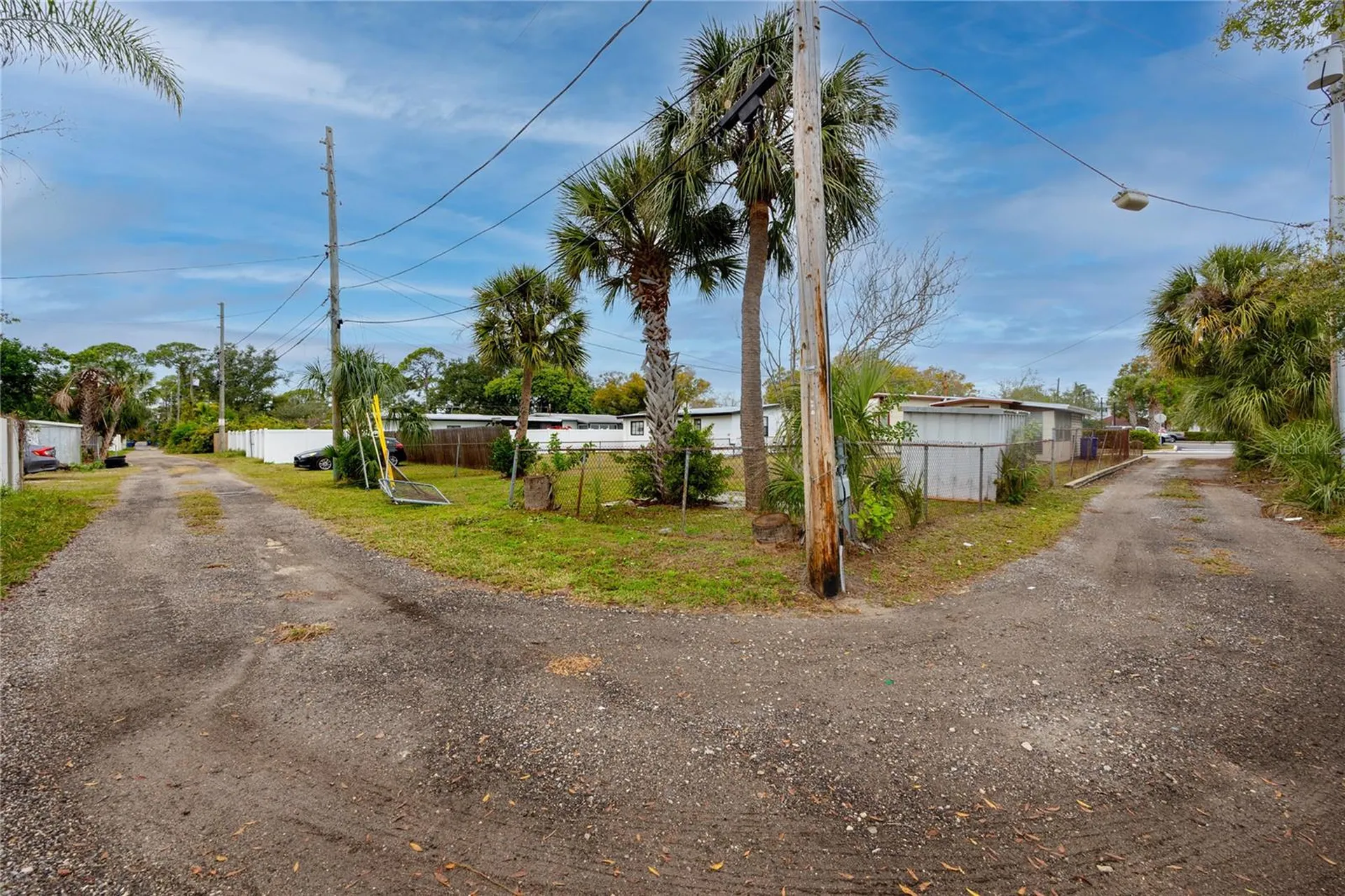 418 39th Avenue N St Petersburg FL 33703