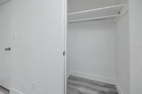 418 39th Avenue N St Petersburg FL 33703
