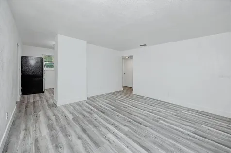 418 39th Avenue N St Petersburg FL 33703