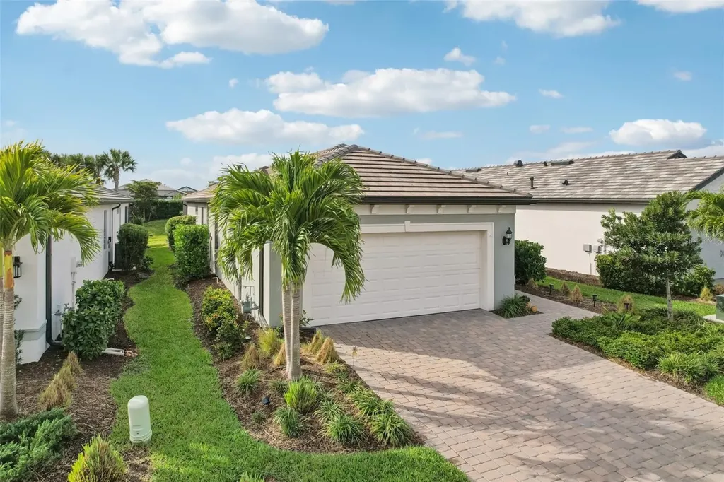 6285 Winding Pine Drive Nokomis FL 34275