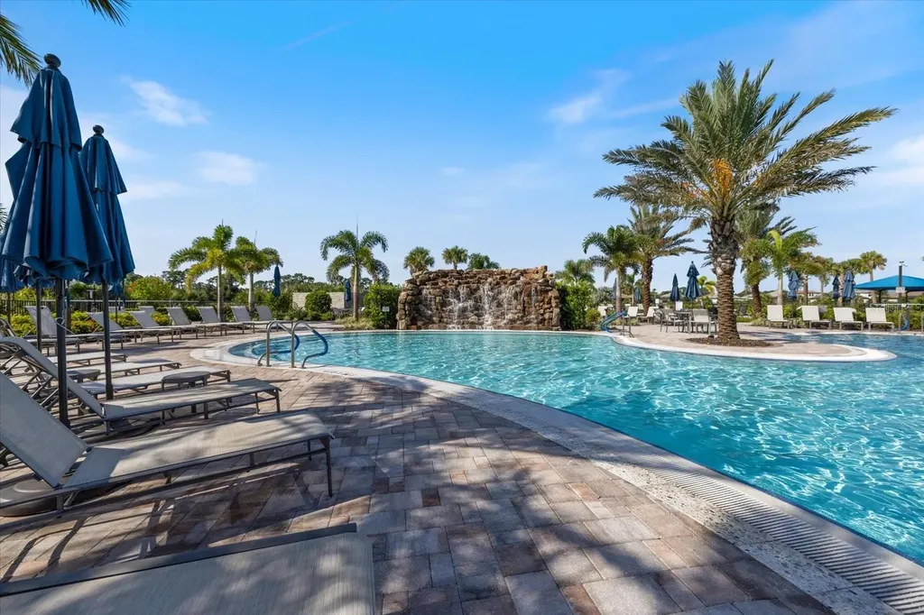 6285 Winding Pine Drive Nokomis FL 34275