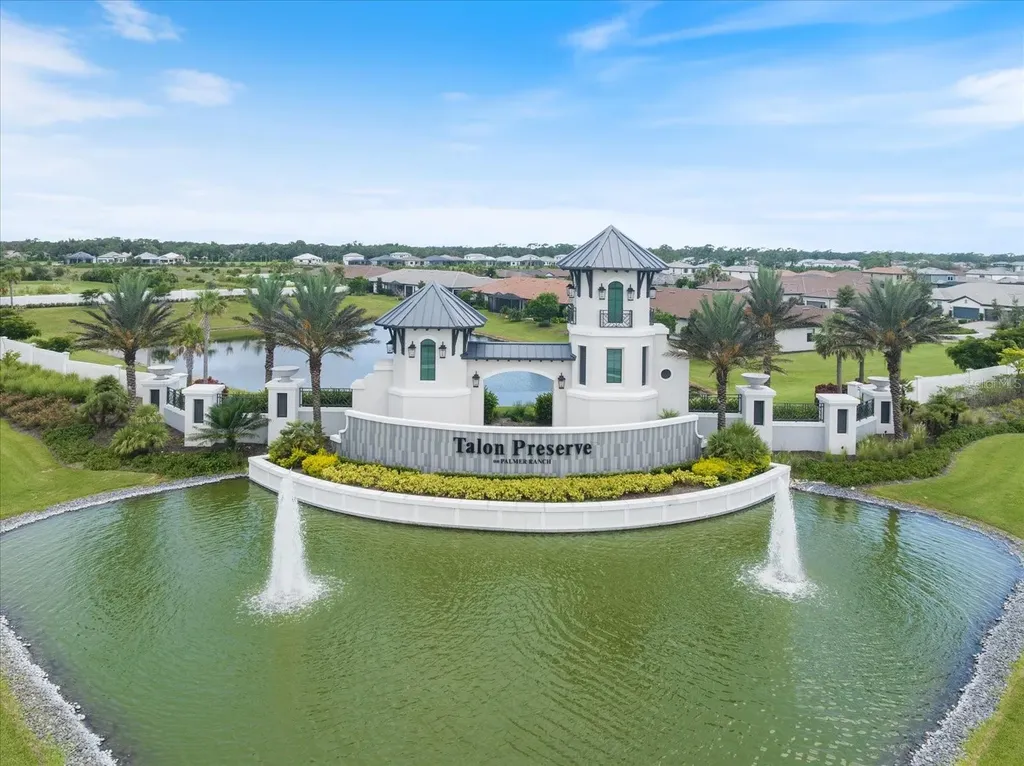 6285 Winding Pine Drive Nokomis FL 34275