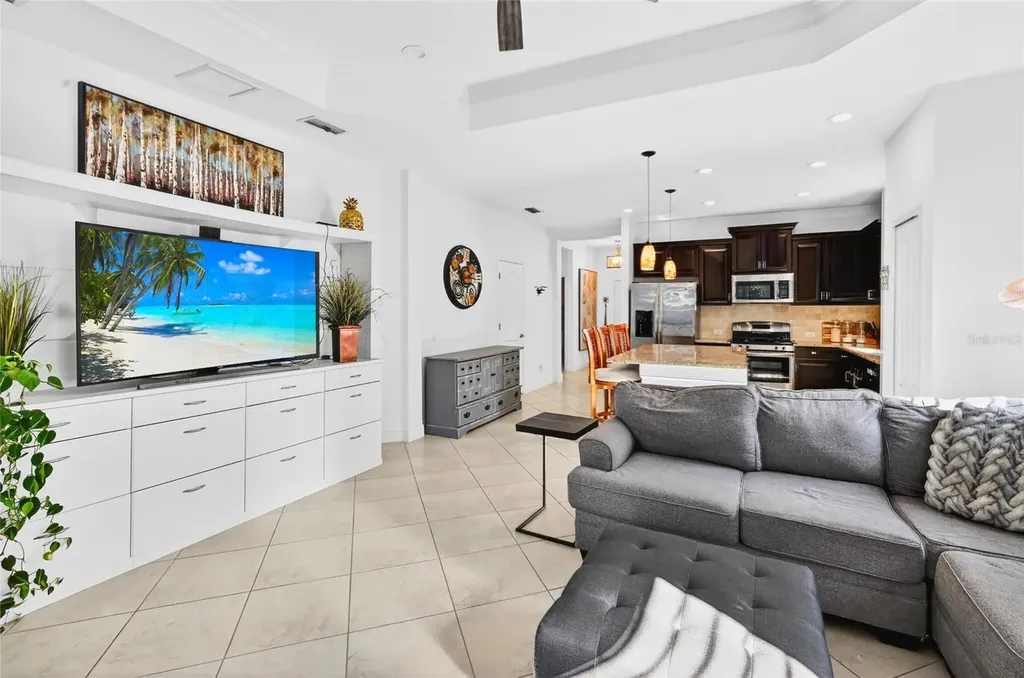 6342 Positano Court Sarasota FL 34243