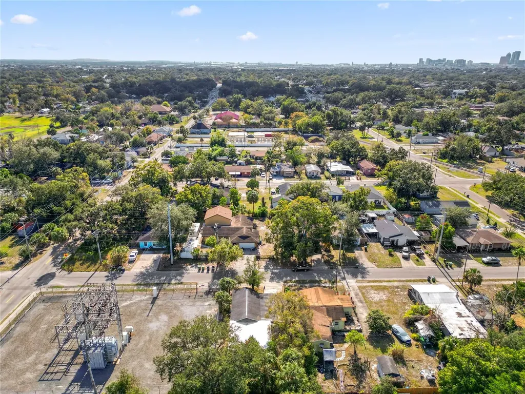 2910 E Emma Street Tampa FL 33610