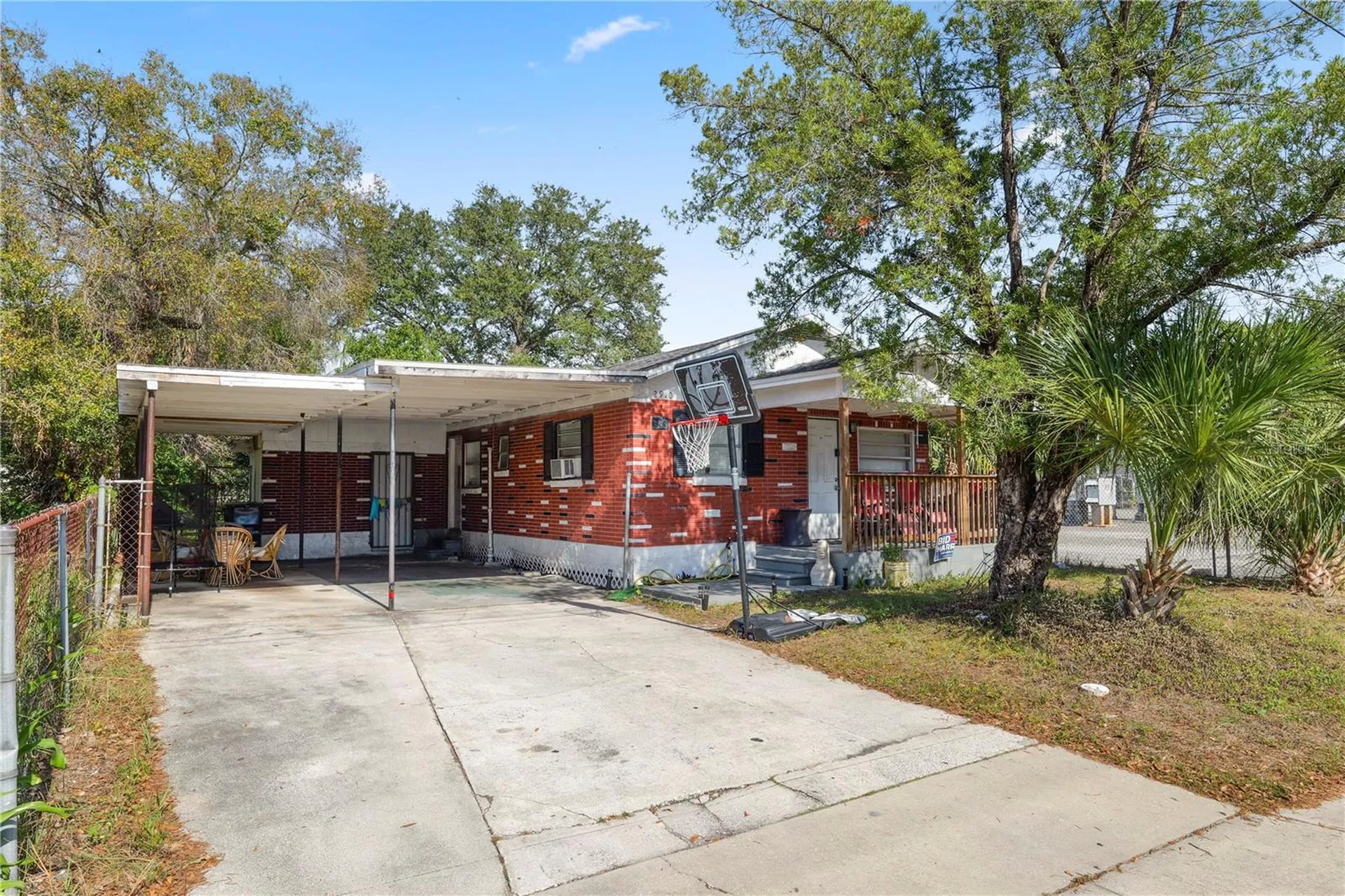 2910 E Emma Street Tampa FL 33610