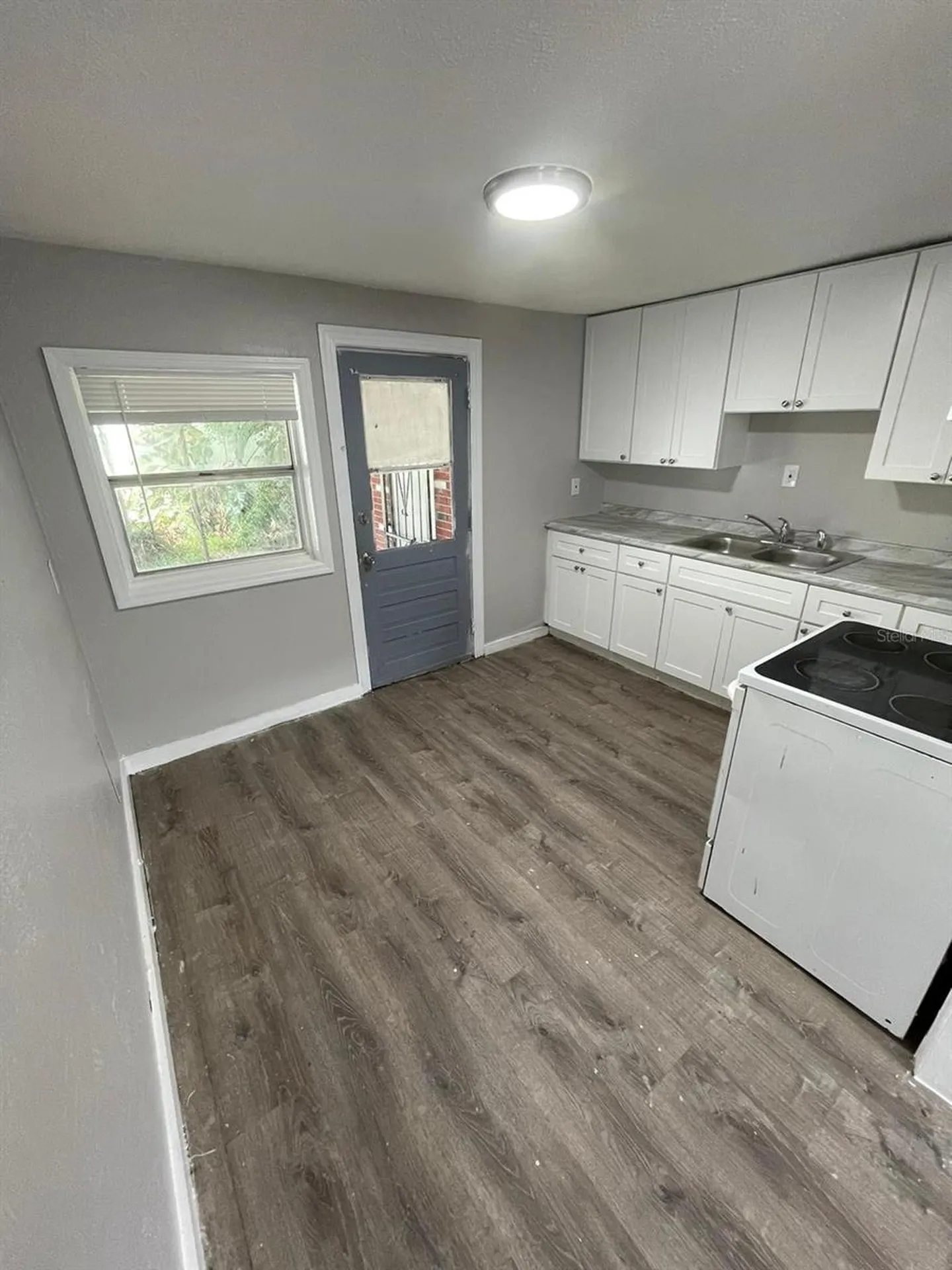 2910 E Emma Street Tampa FL 33610