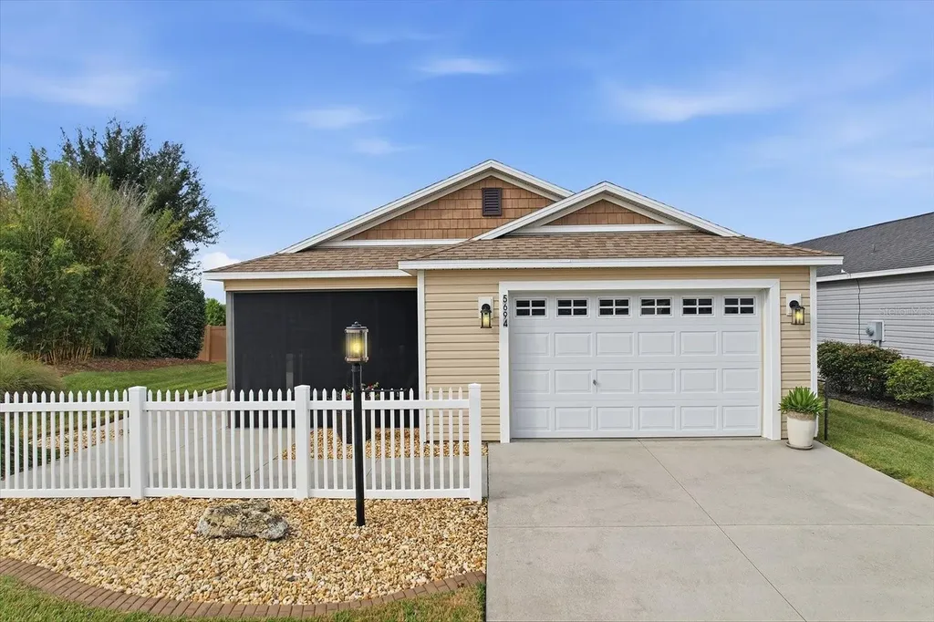5694 Moon Flower Place The Villages FL 32163