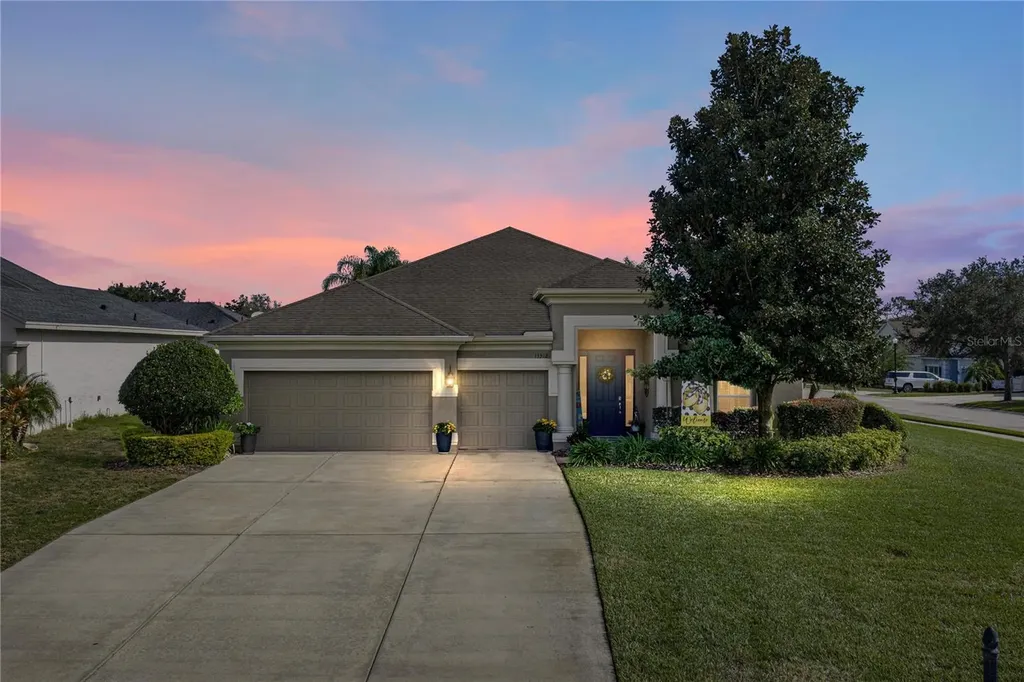 13302 Trailing Moss Drive Dade City FL 33525