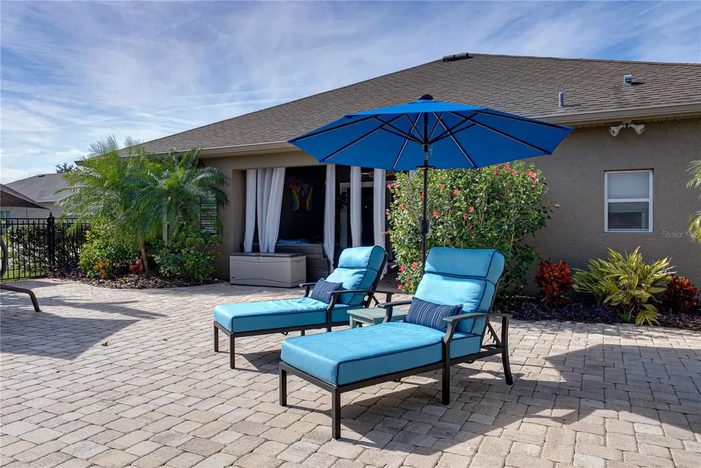 13302 Trailing Moss Drive Dade City FL 33525