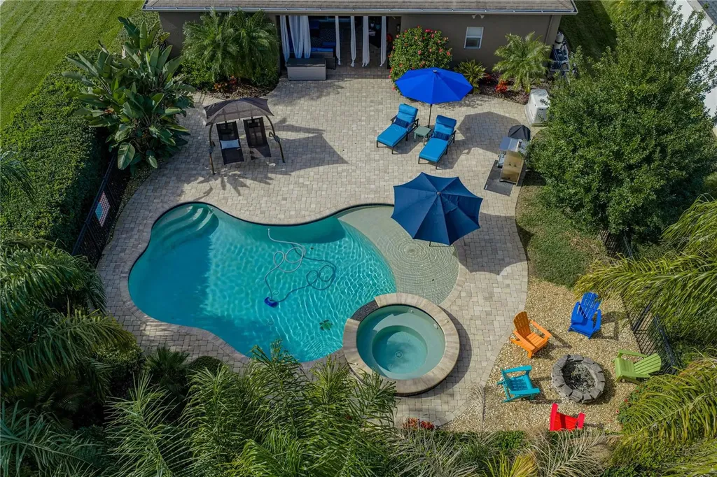 13302 Trailing Moss Drive Dade City FL 33525