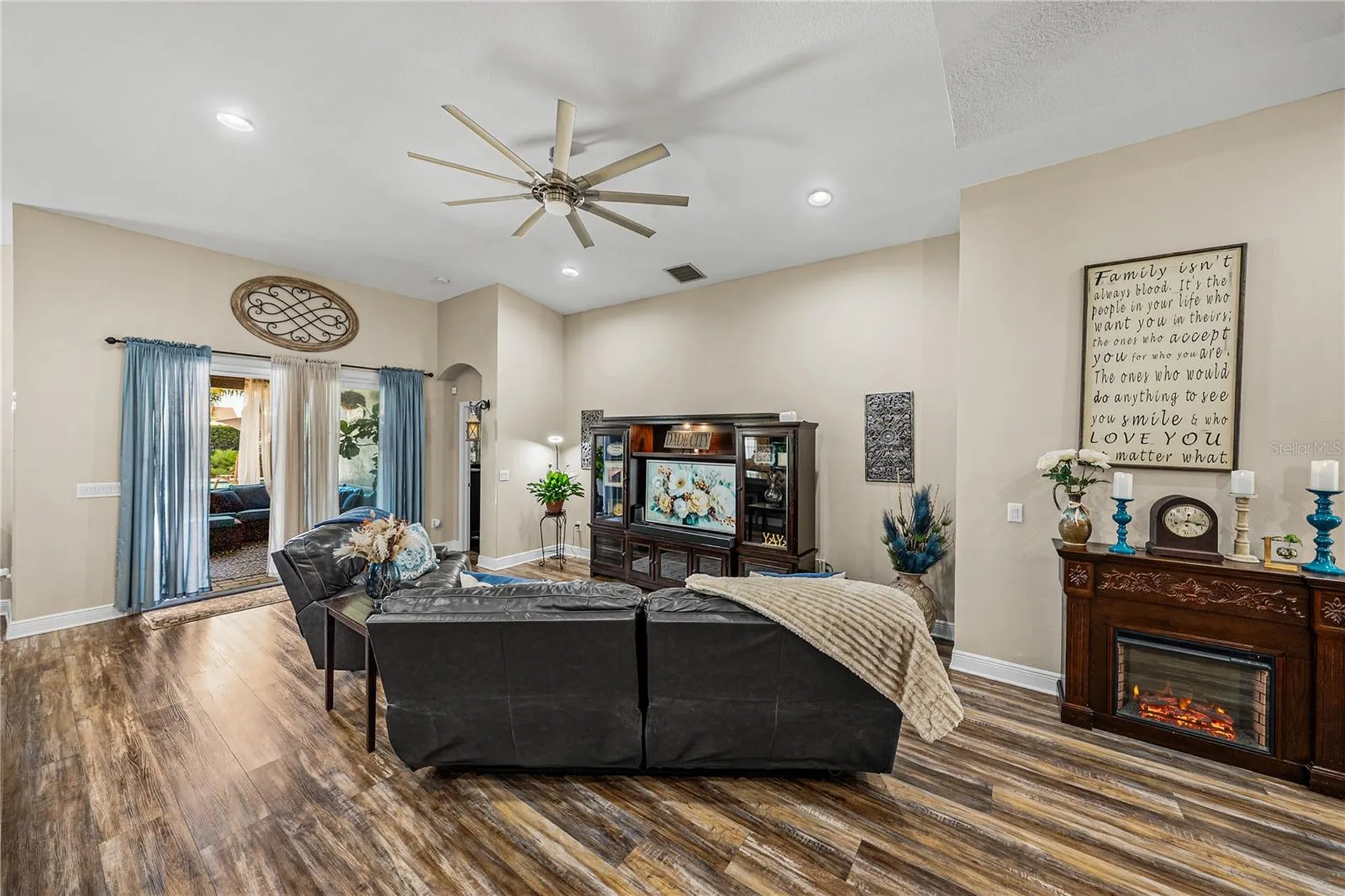 13302 Trailing Moss Drive Dade City FL 33525