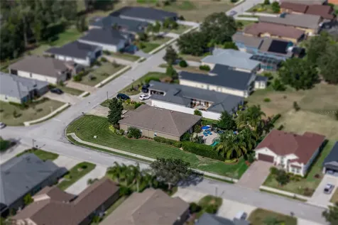 13302 Trailing Moss Drive Dade City FL 33525
