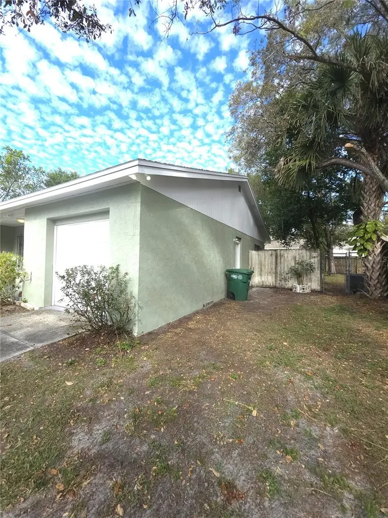 4204 E Okara Road Tampa FL 33617