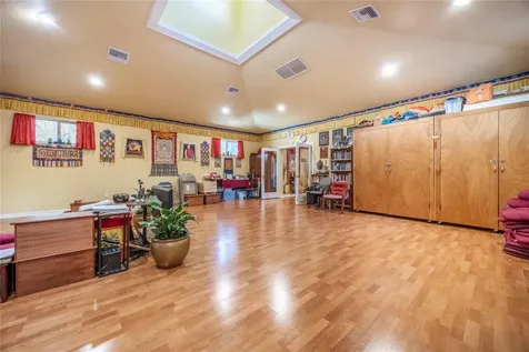 1216 NW 9th Avenue Gainesville FL 32601