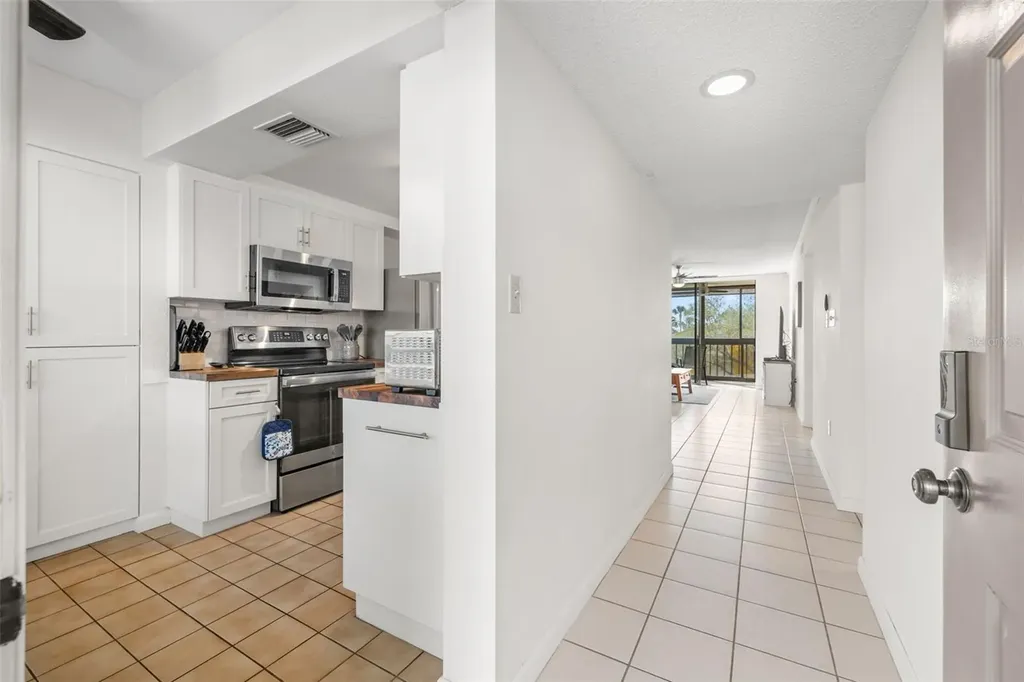 1316 Pasadena Avenue S South Pasadena FL 33707