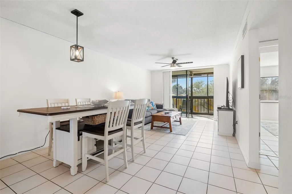 1316 Pasadena Avenue S South Pasadena FL 33707