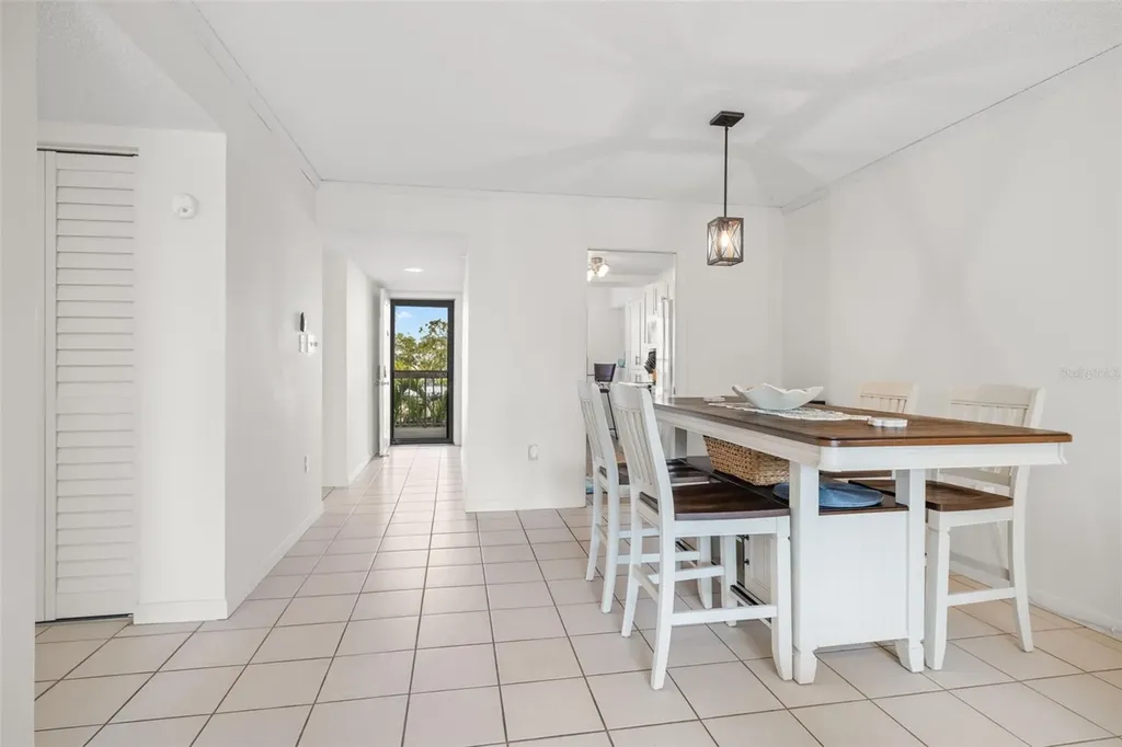 1316 Pasadena Avenue S South Pasadena FL 33707