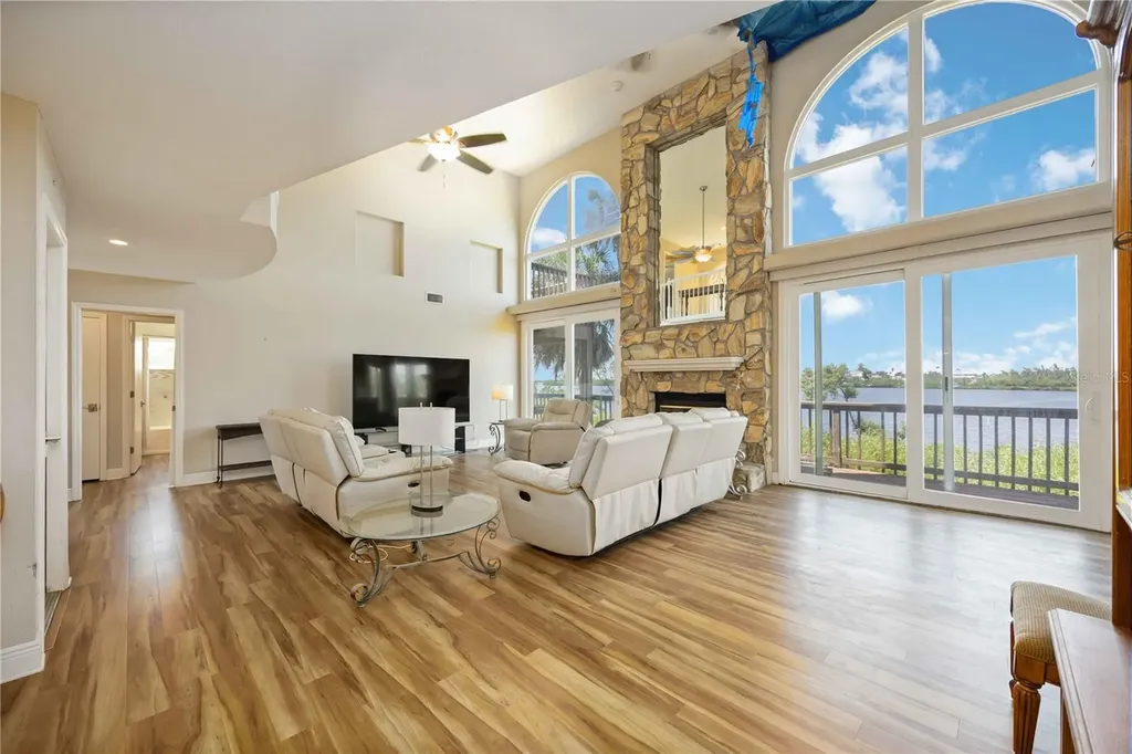 1470 Bayshore Drive Terra Ceia FL 34250
