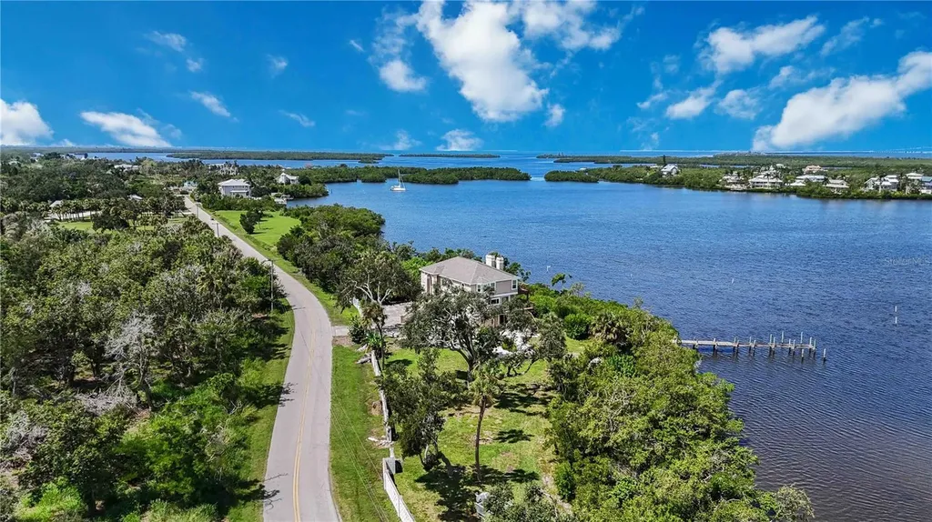1470 Bayshore Drive Terra Ceia FL 34250