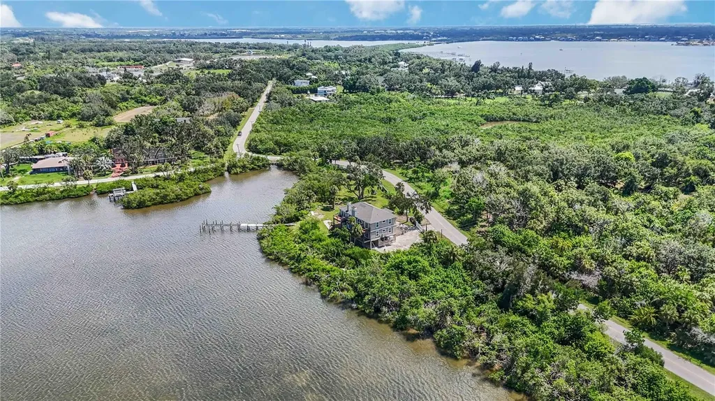 1470 Bayshore Drive Terra Ceia FL 34250