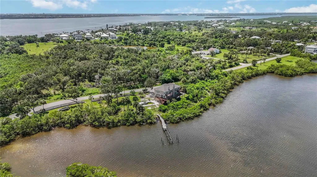 1470 Bayshore Drive Terra Ceia FL 34250