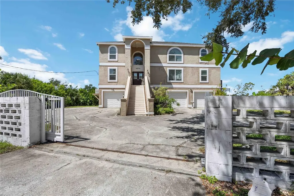 1470 Bayshore Drive Terra Ceia FL 34250
