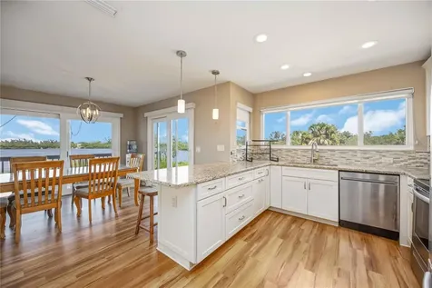 1470 Bayshore Drive Terra Ceia FL 34250