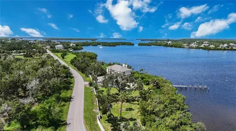1470 Bayshore Drive Terra Ceia FL 34250
