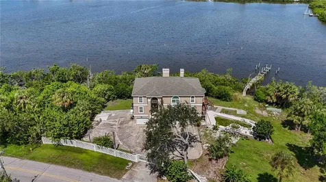 1470 Bayshore Drive Terra Ceia FL 34250