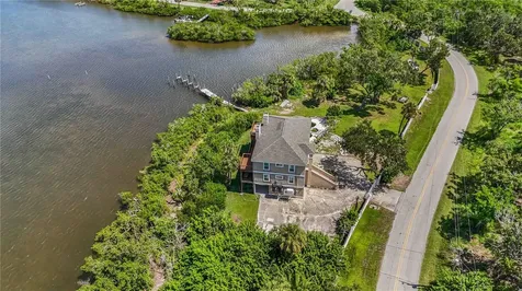 1470 Bayshore Drive Terra Ceia FL 34250