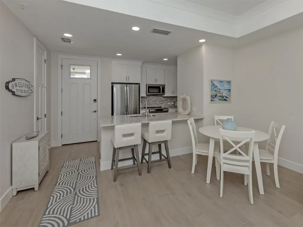 787 S. Tamiami Trail Venice FL 34285