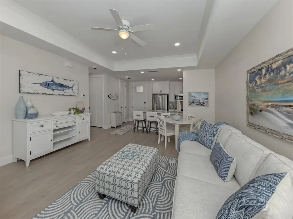 787 S. Tamiami Trail Venice FL 34285