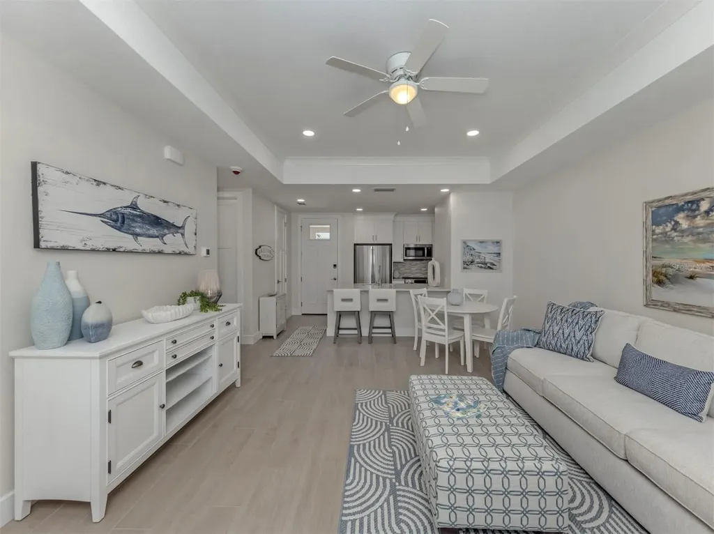 787 S. Tamiami Trail Venice FL 34285