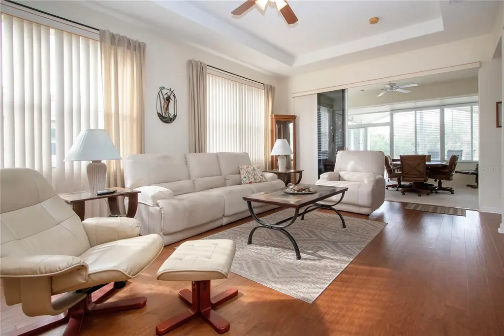 1908 Sterling Glen Court Sun City Center FL 33573
