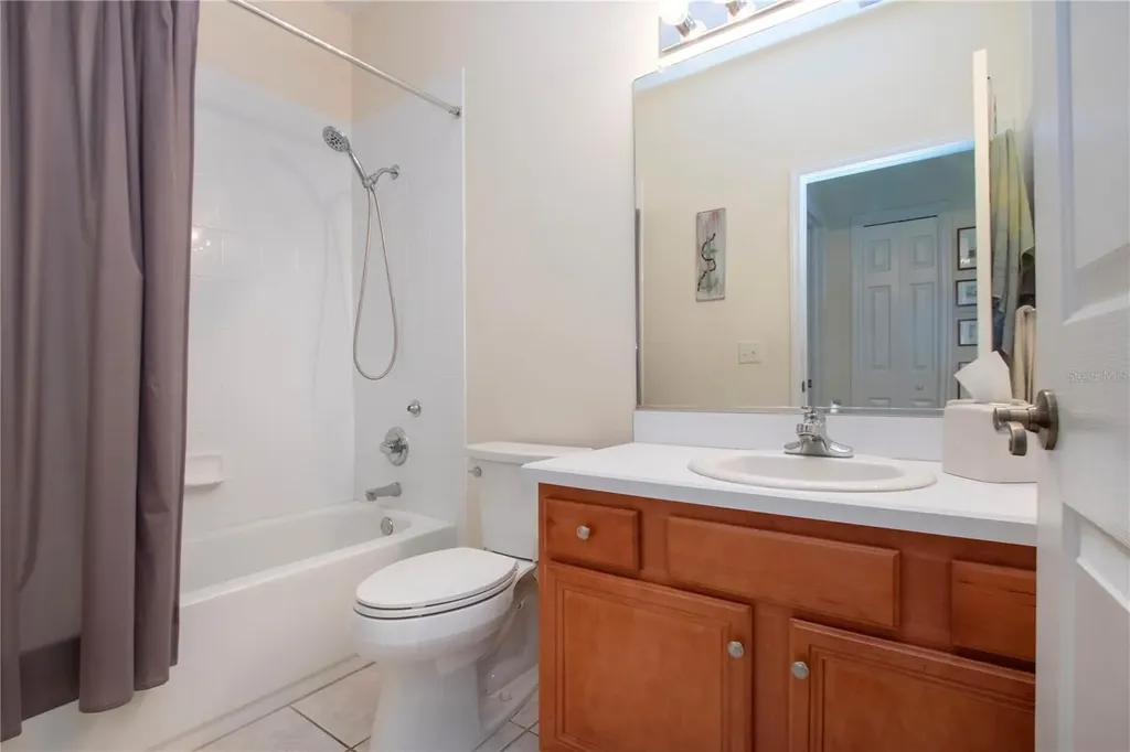 1908 Sterling Glen Court Sun City Center FL 33573